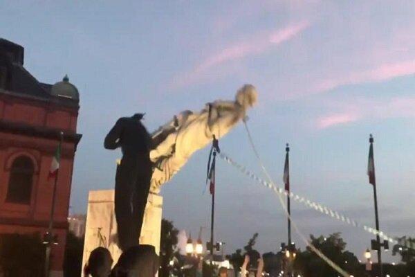 مجسمه کاشف آمریکا به زیر کشیده شد